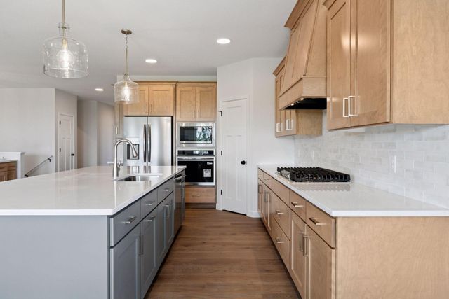 18612 Icebox Lane, Lakeville, MN 55044