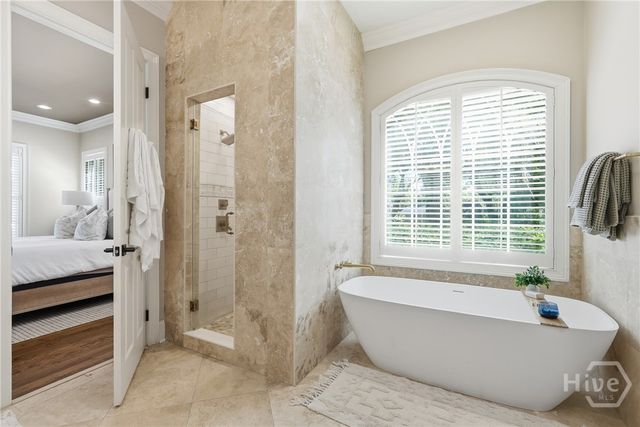 2024 Walthour Road, Savannah, GA 31410