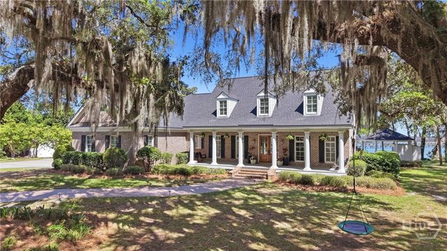 2024 Walthour Road, Savannah, GA 31410