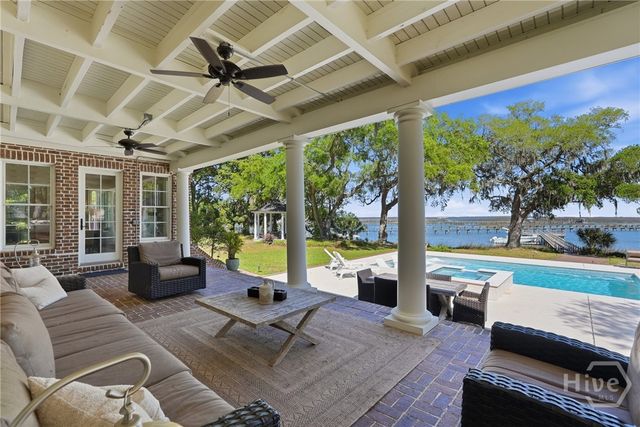 2024 Walthour Road, Savannah, GA 31410