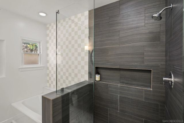 4525 Vista st., San Diego, CA 92116