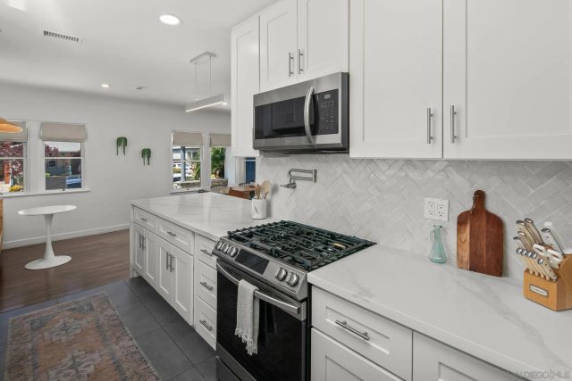 4525 Vista st., San Diego, CA 92116