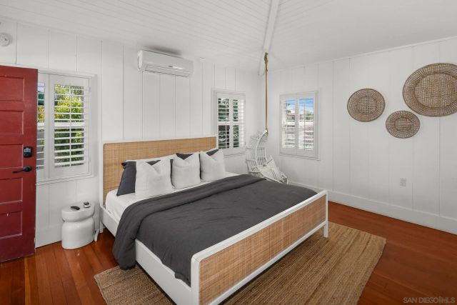 4525 Vista st., San Diego, CA 92116