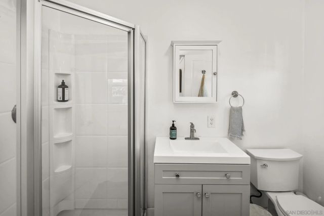 4525 Vista st., San Diego, CA 92116