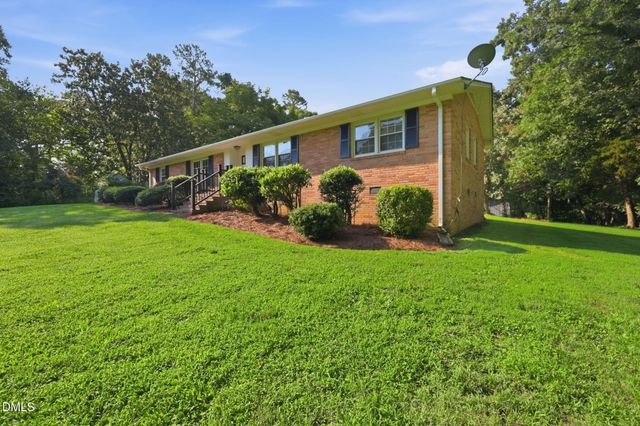 3822 Quail Run Lane, Burlington, NC 27215