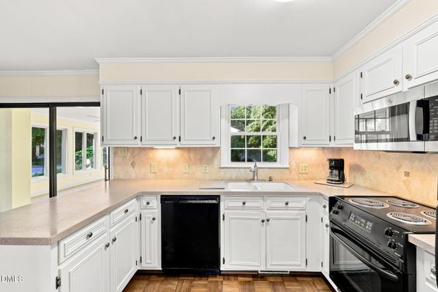 3822 Quail Run Lane, Burlington, NC 27215