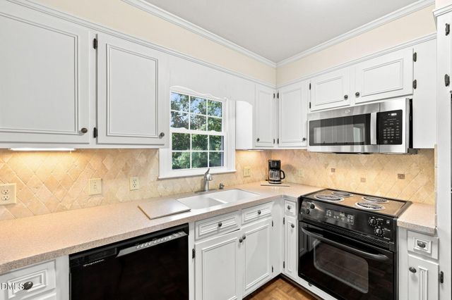 3822 Quail Run Lane, Burlington, NC 27215