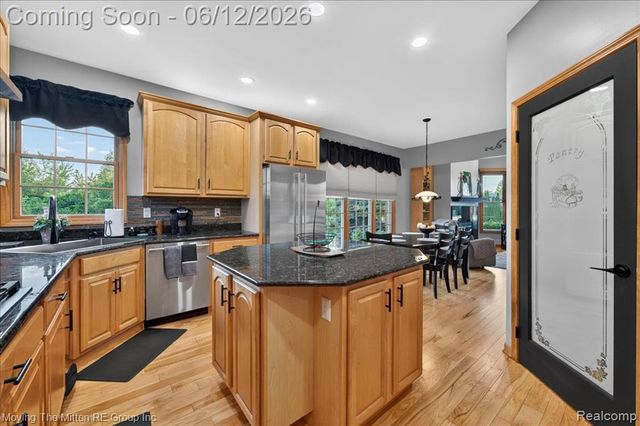39750 Willow Road, New Boston, MI 48164