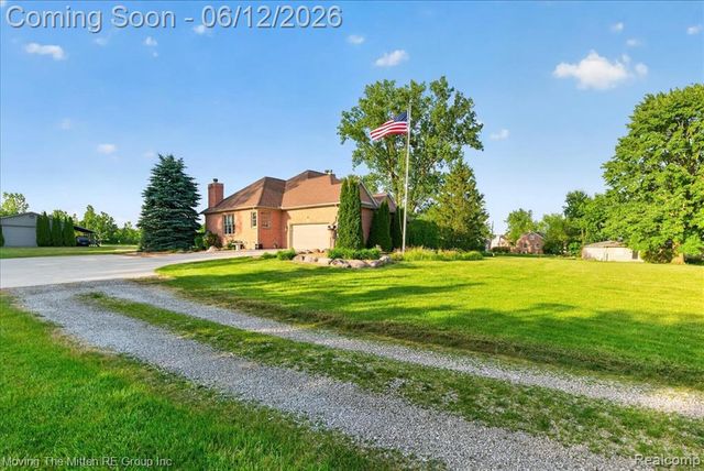 39750 Willow Road, New Boston, MI 48164
