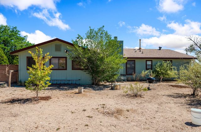 749 Arkansas Street SE, Albuquerque, NM 87124