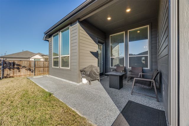 817 Markham Drive, Anna, TX 75409