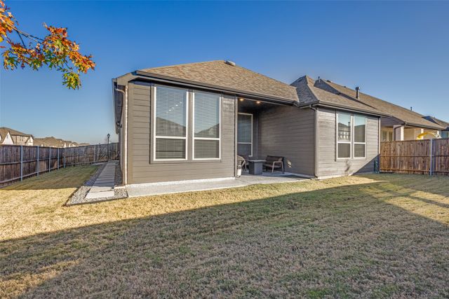 817 Markham Drive, Anna, TX 75409