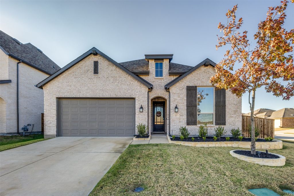 817 Markham Drive, Anna, TX 75409