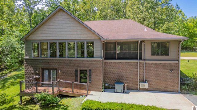 1091 Deepwood Drive, Murray, KY 42071