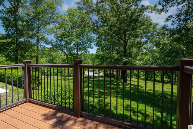 1091 Deepwood Drive, Murray, KY 42071