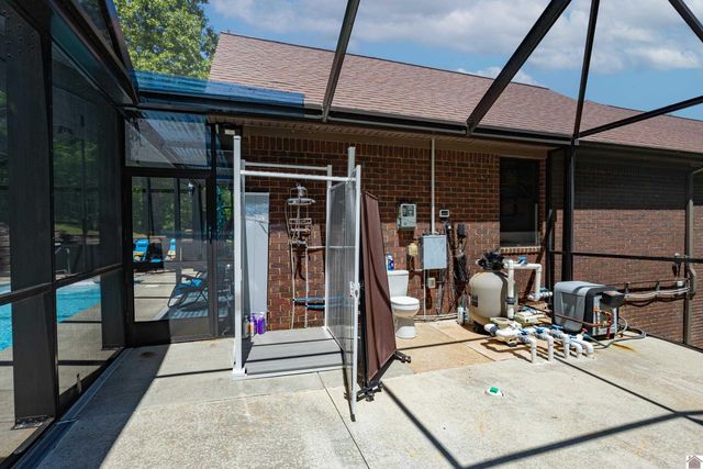 1091 Deepwood Drive, Murray, KY 42071