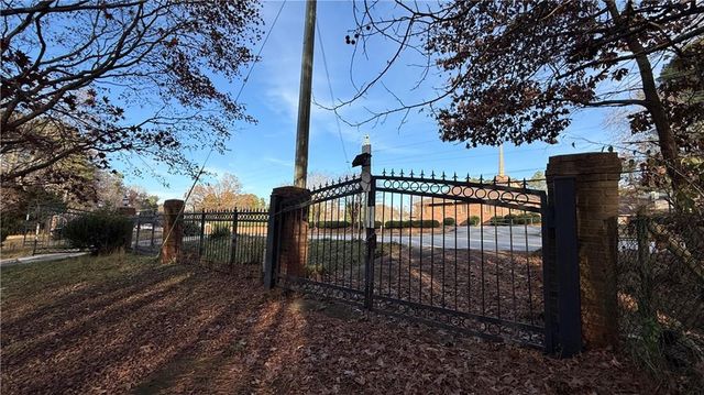 4000 Peachtree Corners Circle, Peachtree Corners, GA 30092