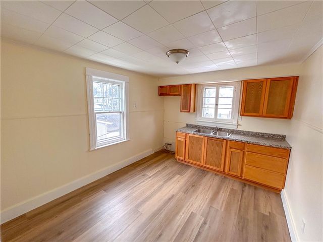 42 Villa Street, Rochester, NY 14606