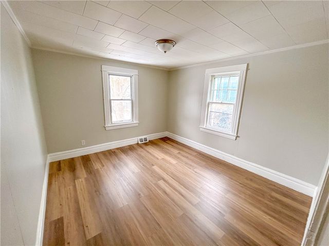 42 Villa Street, Rochester, NY 14606