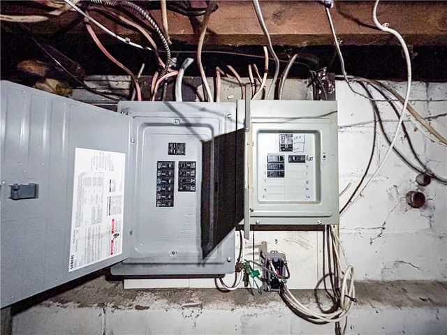 42 Villa Street, Rochester, NY 14606