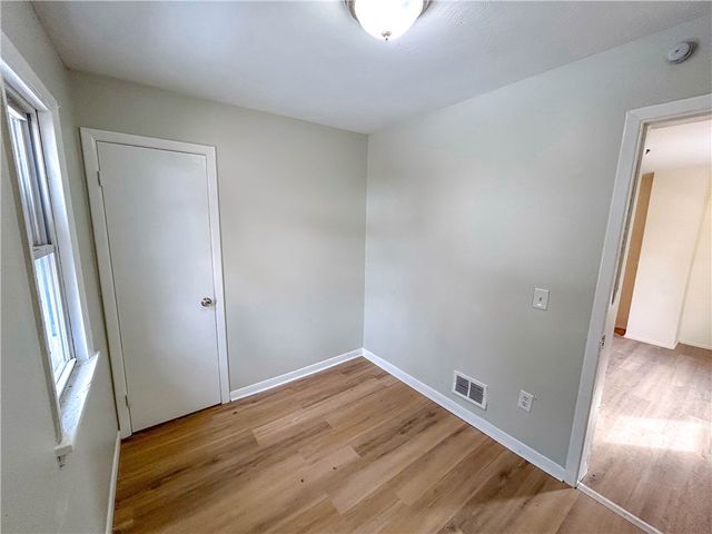 42 Villa Street, Rochester, NY 14606