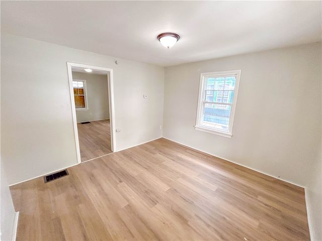 42 Villa Street, Rochester, NY 14606