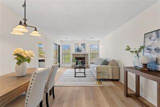 12854 W 110th Terrace, Overland Park, KS 66210