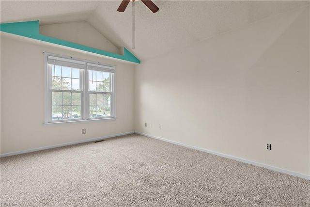 1313 Quail Creek Holw Apt B, Chesapeake, VA 23320