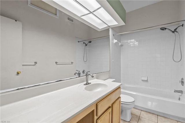 1313 Quail Creek Holw Apt B, Chesapeake, VA 23320