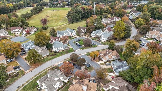 1313 Quail Creek Holw Apt B, Chesapeake, VA 23320