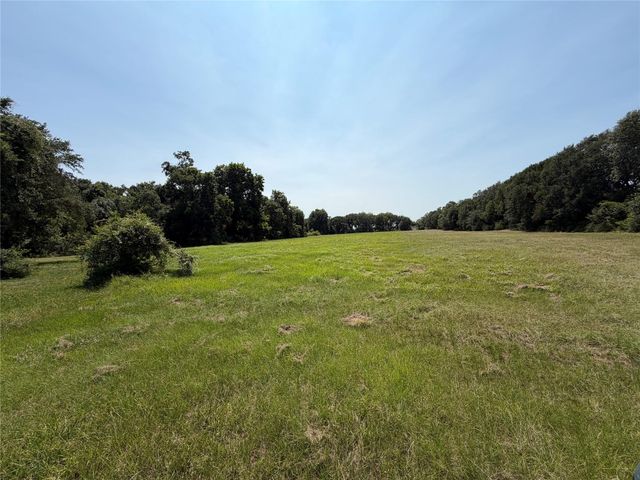 1433 Kane Lane, High Island, TX 77623