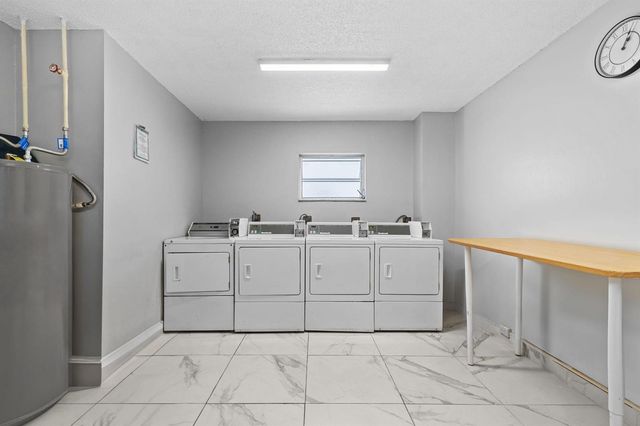 2271 NW 48th Terrace 207, Lauderhill, FL 33313
