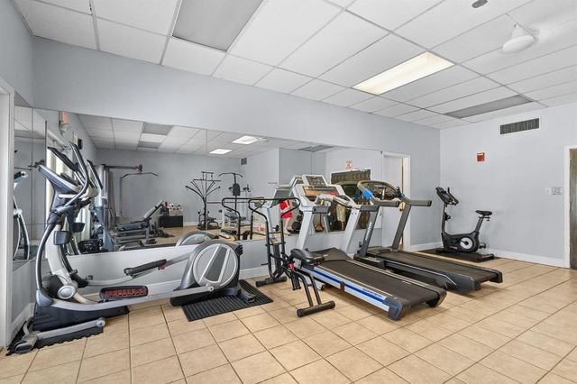 2271 NW 48th Terrace 207, Lauderhill, FL 33313