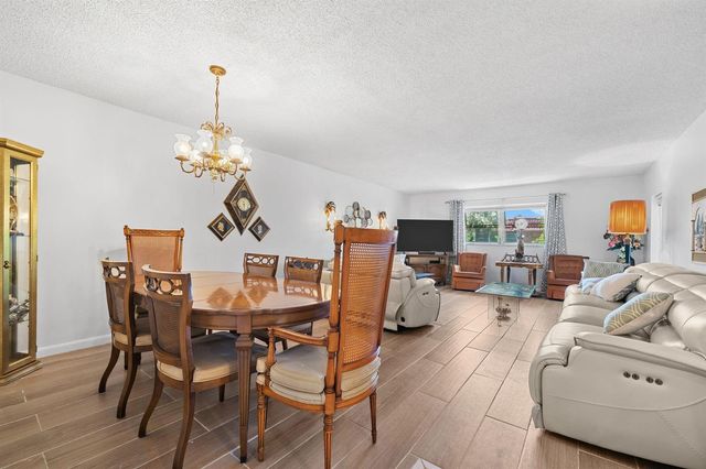 2271 NW 48th Terrace 207, Lauderhill, FL 33313