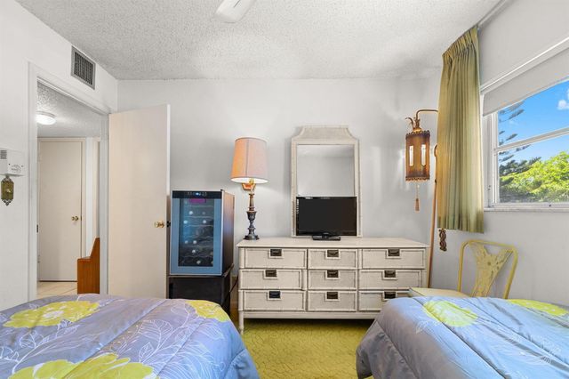 2271 NW 48th Terrace 207, Lauderhill, FL 33313