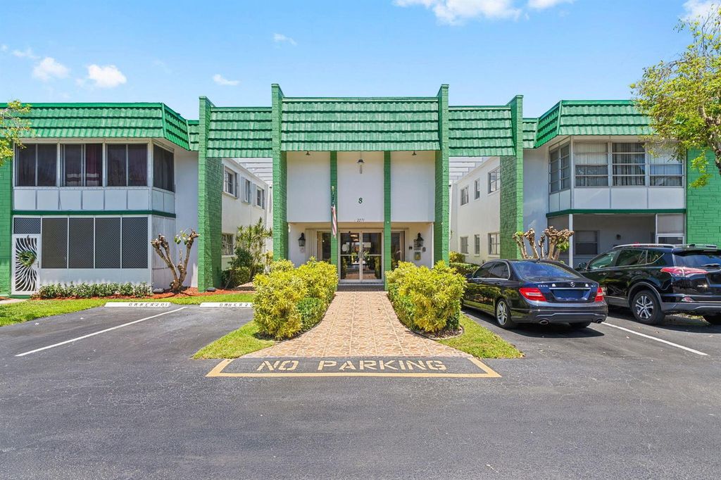 2271 NW 48th Terrace 207, Lauderhill, FL 33313