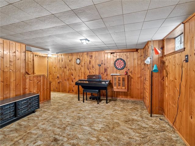 258 Oakdale Drive, Webster, NY 14580