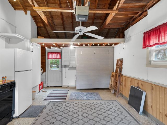 258 Oakdale Drive, Webster, NY 14580