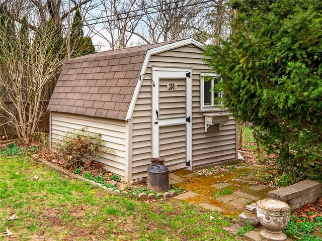 258 Oakdale Drive, Webster, NY 14580