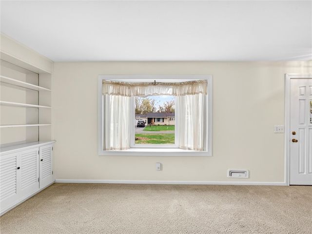 258 Oakdale Drive, Webster, NY 14580