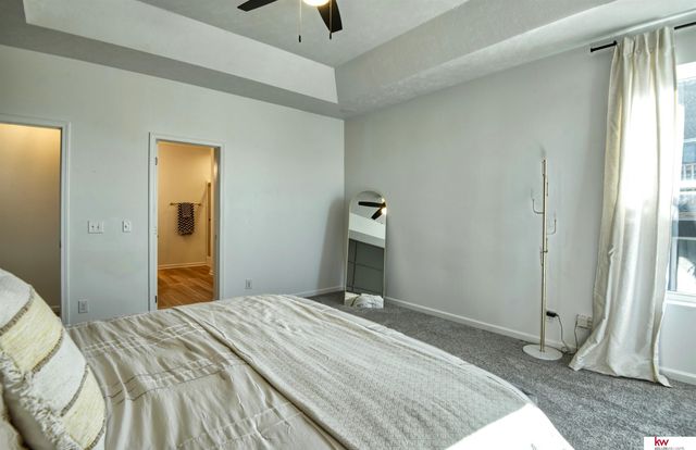 20459 C Street, Omaha, NE 68022