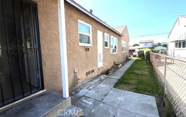 2105 S Garfield, Monterey Park, CA 91754