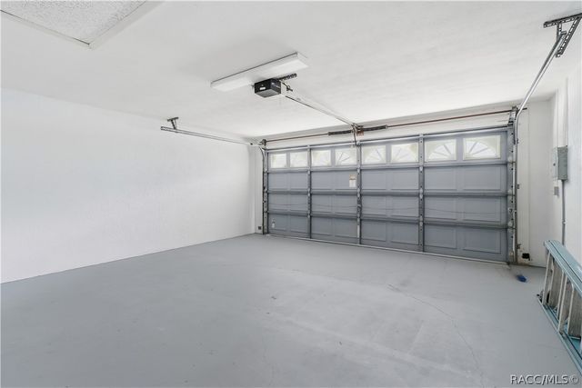 4570 N Elkcam Boulevard, Beverly Hills, FL 34465
