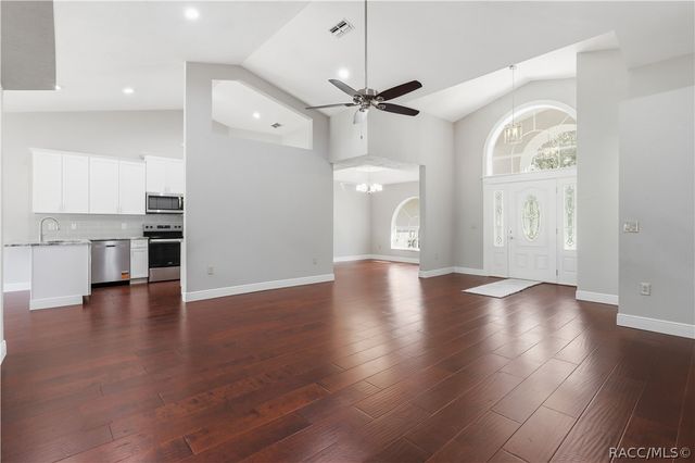 4570 N Elkcam Boulevard, Beverly Hills, FL 34465