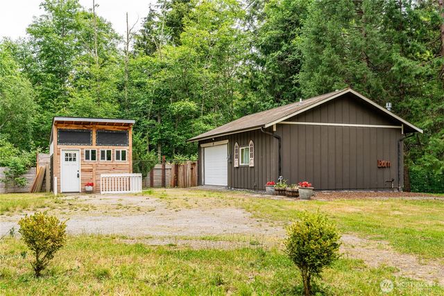 315 Solar Way, Camano Island, WA 98282