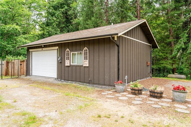315 Solar Way, Camano Island, WA 98282