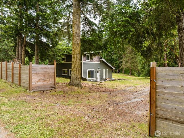 315 Solar Way, Camano Island, WA 98282