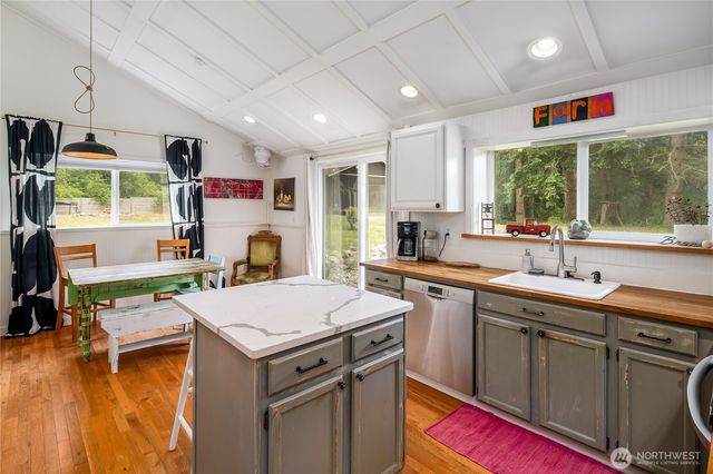 315 Solar Way, Camano Island, WA 98282