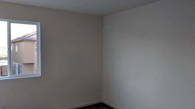 3075 Club Center Dr., Sacramento, CA 95835