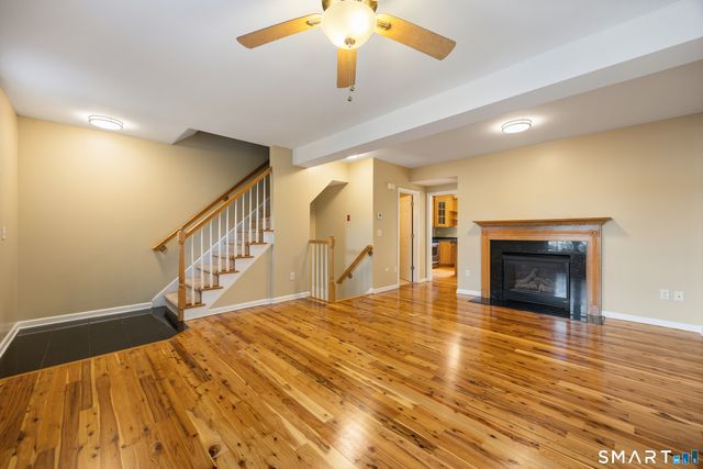 32 Songbird Lane 32, Farmington, CT 06032